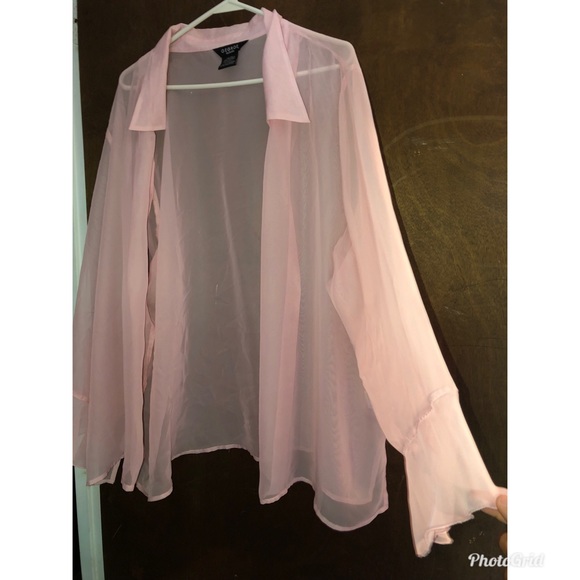 Lightweight cover up - Picture 2 of 3